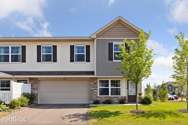 Foto del edificio - 3 br, 2 bath House - 14161 i Addison Avenue