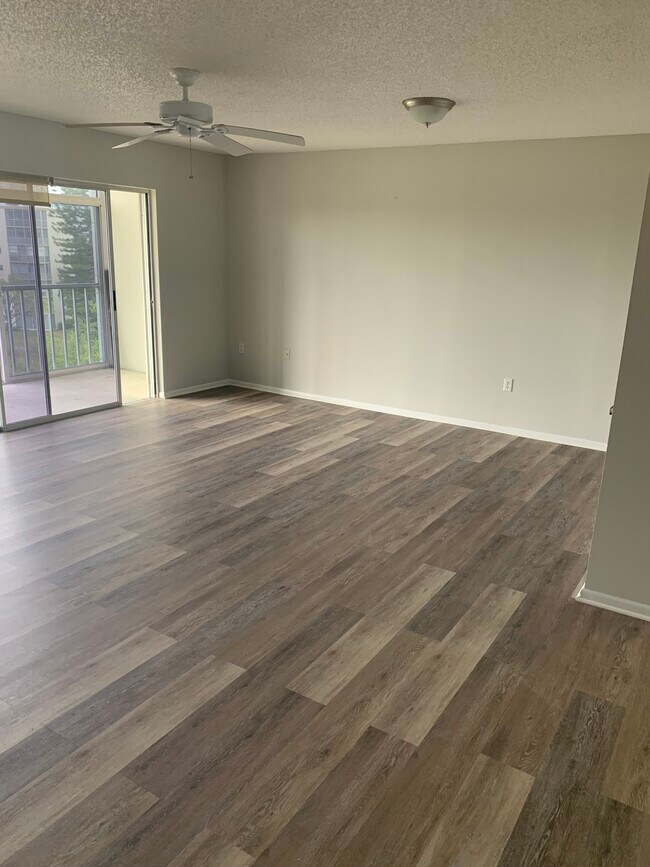 Foto del edificio - 3640 Ironwood Cir