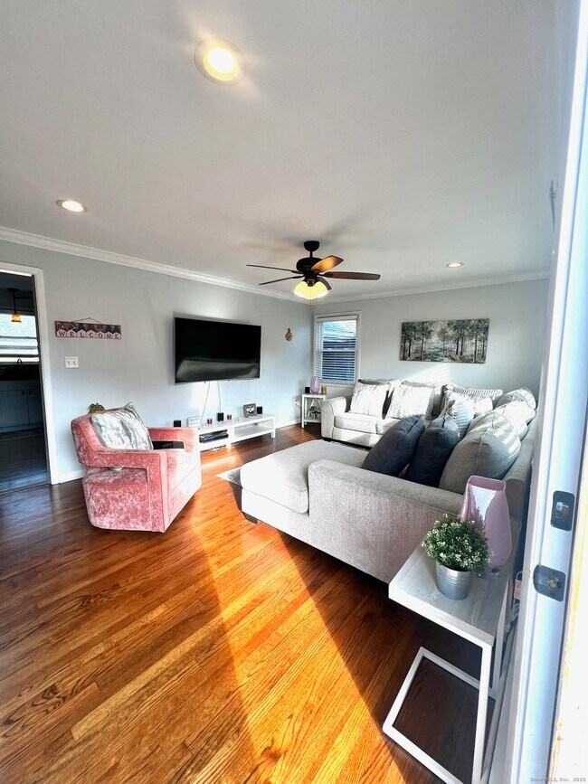 Foto del edificio - 20 Glenfield Ave