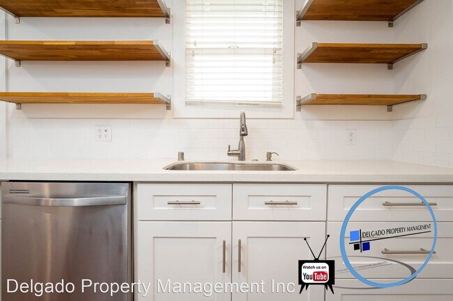Foto del edificio - 3 br, 2 bath House - 2425 Alameda St
