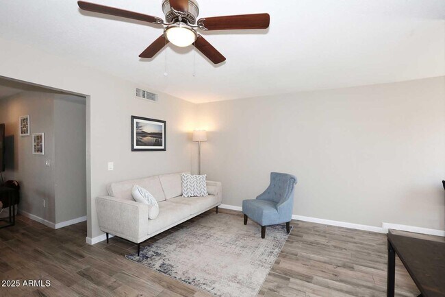 Foto del edificio - 2634 S Cottonwood Dr