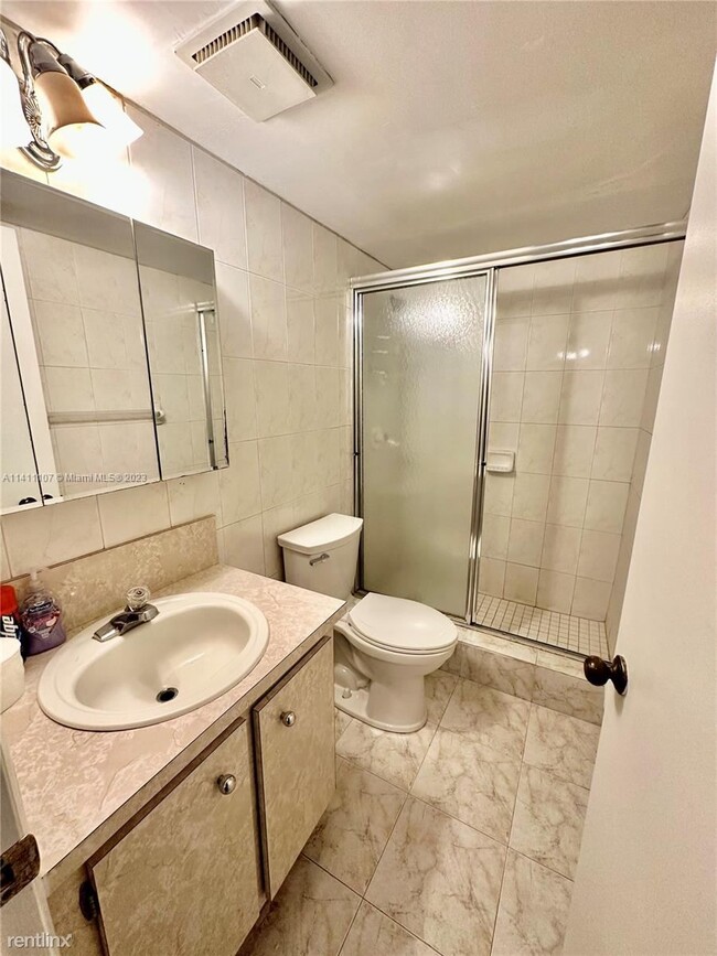 Building Photo - 2 br, 2 bath Condo - 7801 Abbott Ave Apt 405
