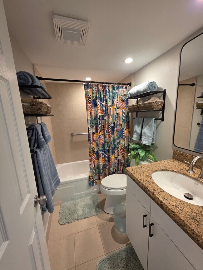 Foto del edificio - 484 Fanshaw L