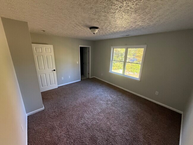 Foto del edificio - 1 Donnell Ave