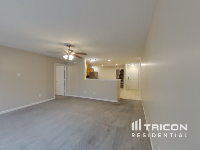 Foto del edificio - 203 Beacon Point Ln