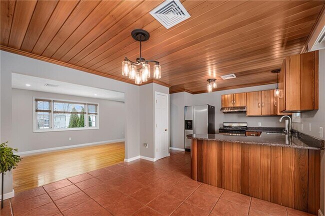 Foto del edificio - 190 Gladstone St