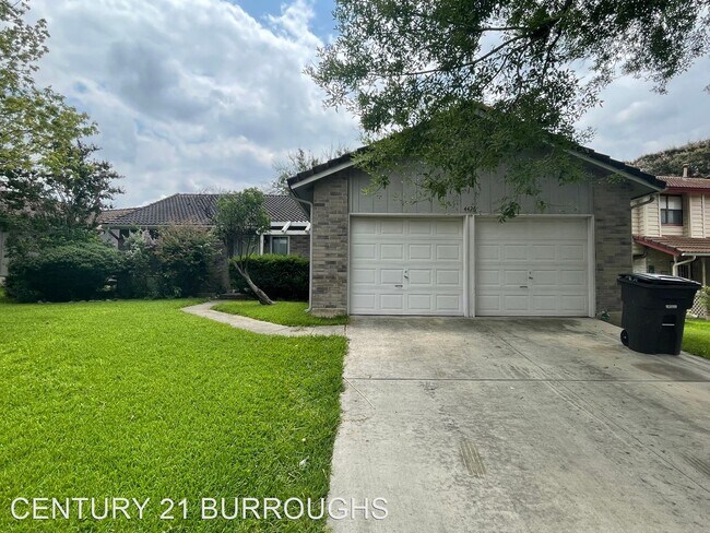Foto del edificio - 3 br, 2 bath House - 4426 Brushy Hill