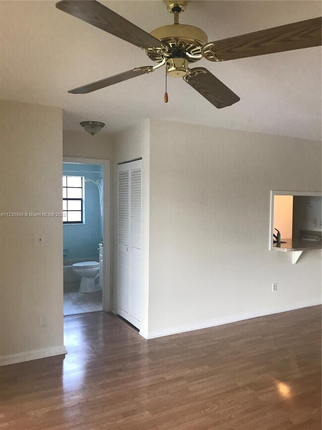 Foto del edificio - 3513 NW 94th Ave