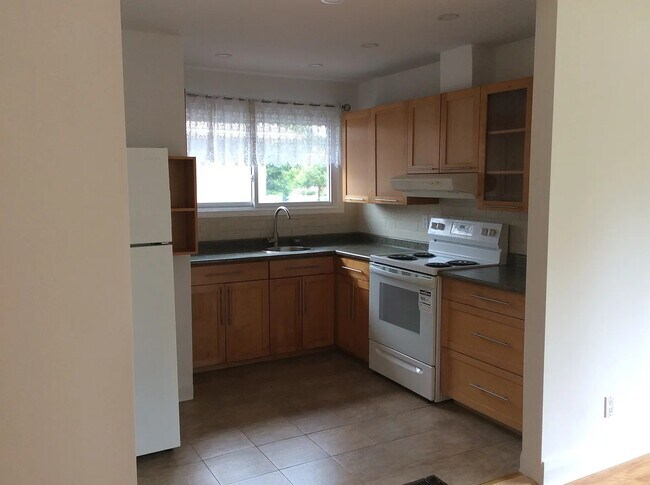Foto del edificio - 454 Laurel Cove Rd