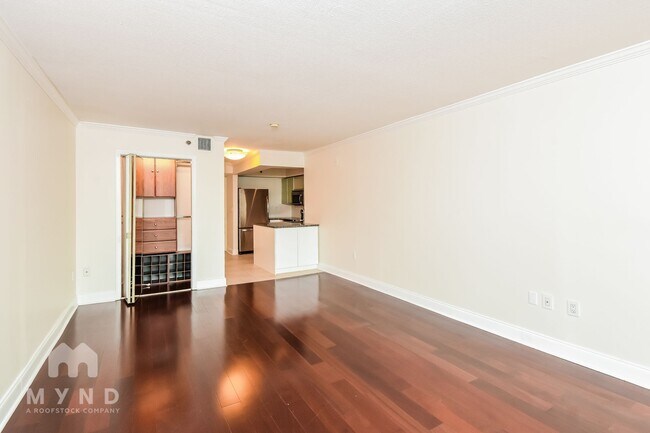 Foto del edificio - 2870 Pharr Ct S Northwest