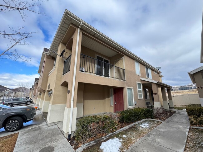 Foto del edificio - Great 2 bed, 2 bath town home in Lehi