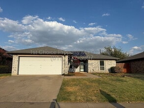 Building Photo - 7808 Mallard Ln