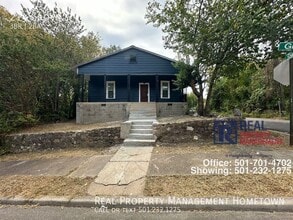 Building Photo - 214 Grove