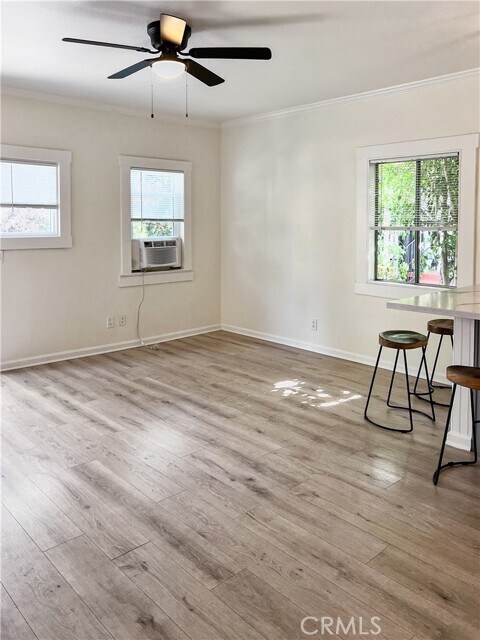Foto del edificio - 1252 N Raymond Ave