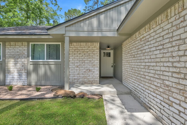 Foto del edificio - 139 Maple Branch St