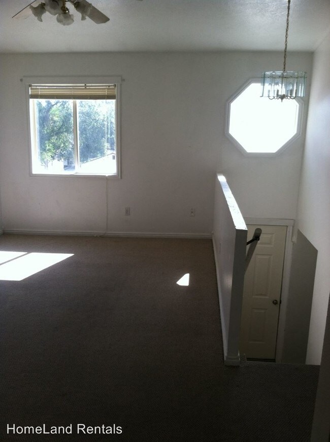 Building Photo - 672 Franklin Ave
