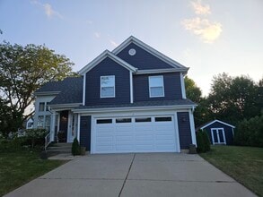Building Photo - 1 Linden Ct