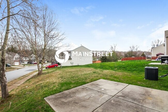 Foto del edificio - 5 Bedroom Pet-Friendly Home in Charlotte, ...