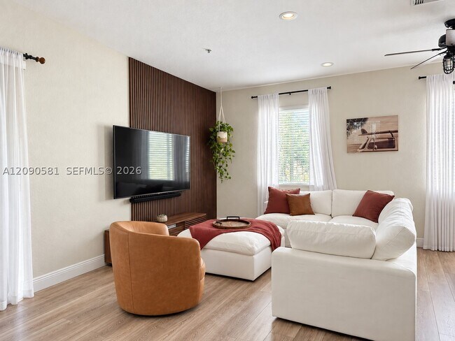 Foto del edificio - 2913 S Greenleaf Cir
