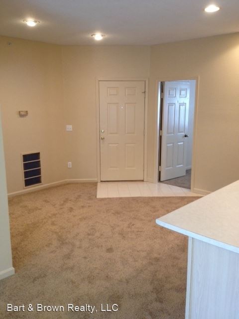 Building Photo - 2 br, 2 bath House - 815 Holiday Ridge I-5