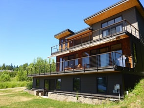 Building Photo - 2831 Lazer Ln