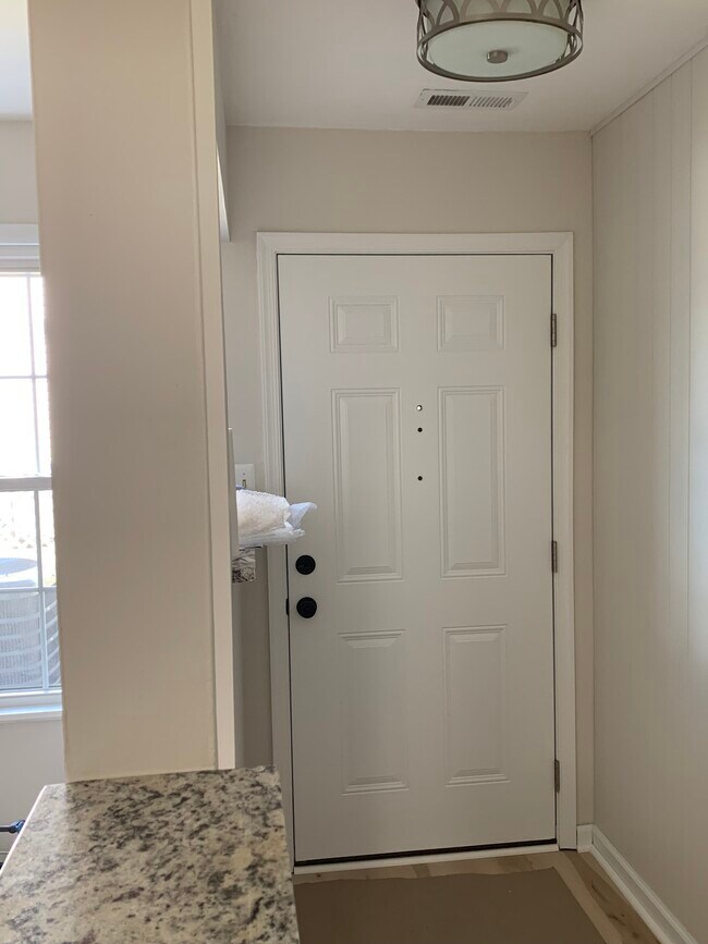 7864 Waverley Mill Ct Unit Waverley Mill, Gainesville, VA 20155 Condo