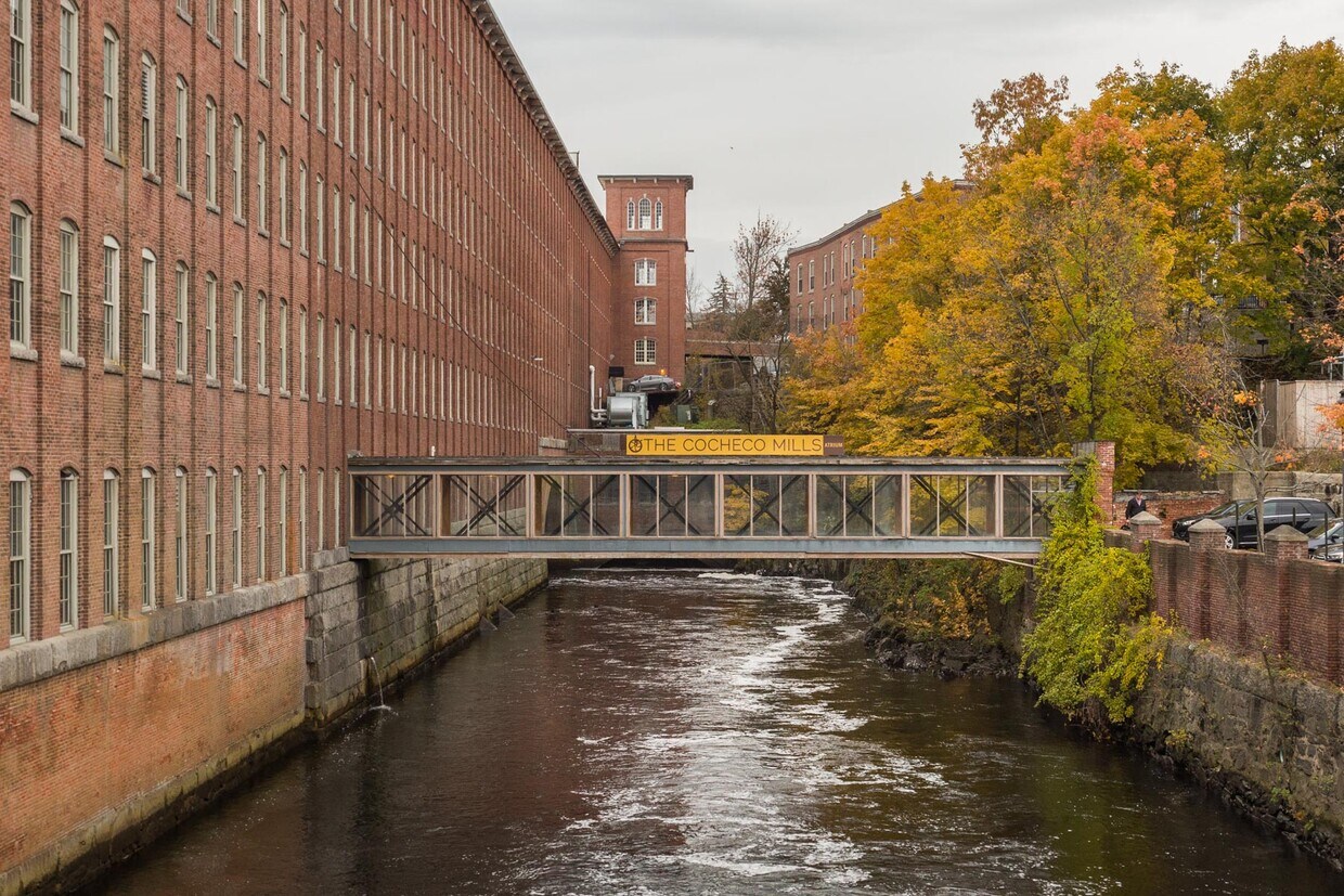 Foto principal - 100 Main St