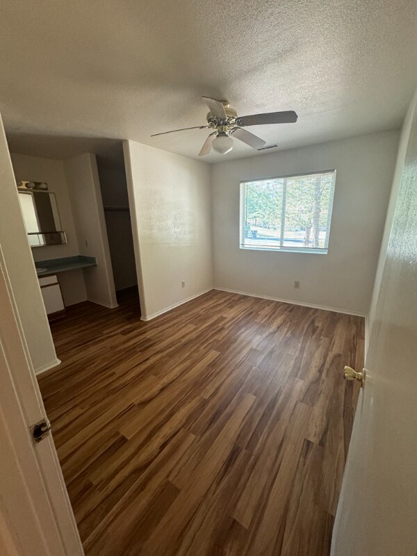 Building Photo - 51 S Maricopa St