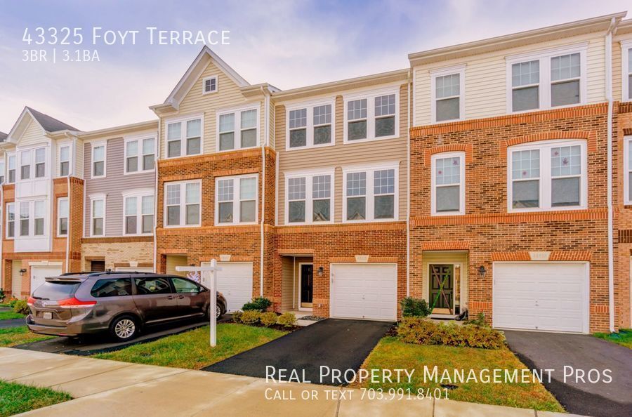 43325 Foyt Terrace, Ashburn, VA 20147 Townhome Rentals in Ashburn VA