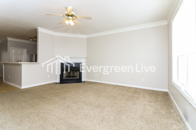 Building Photo - 1972 Drennon Ave