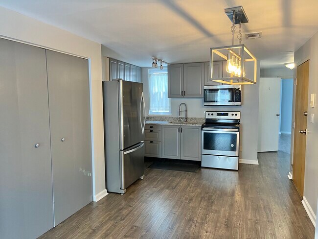 Foto del edificio - 4916 Liberty Ave
