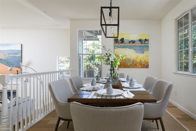 Foto del edificio - 5 br, 3 bath House - 11 Red Oak Court
