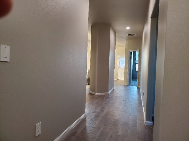 Foto del edificio - 7010 Harrall Ranch Rd