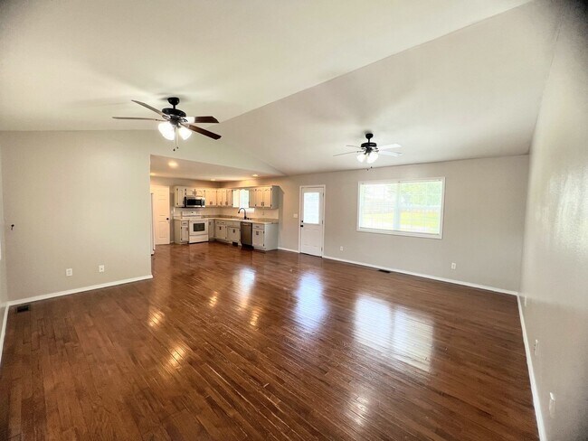 Foto del edificio - Fenced home close to FLW!