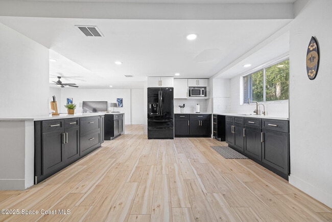 Building Photo - 1274 Cimarron Cir NE