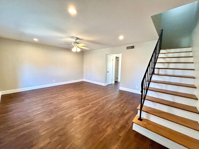 Foto del edificio - Completely Remodeled 3 Bedroom in La Mesa!! Water/Trash Included