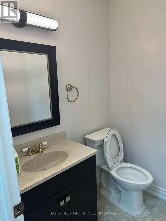 Building Photo - 4131 Colonial Dr