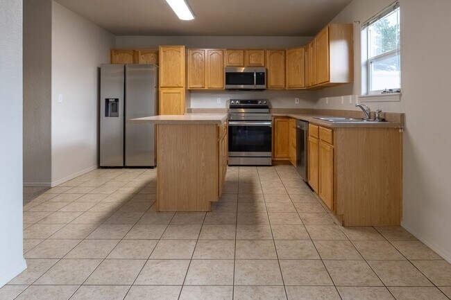 Foto del edificio - 1248 Nichols Blvd