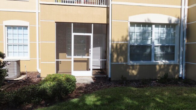 Foto del edificio - 1626 Peregrine Cir