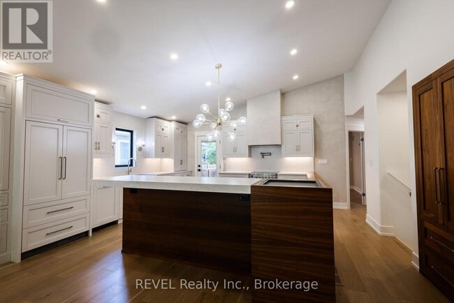 Photo du bâtiment - 28 Bianca Dr