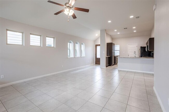 Foto del edificio - 615 Stampede Rd