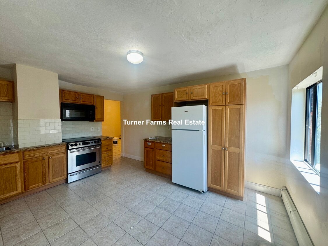 Primary Photo - 120 Jaques St