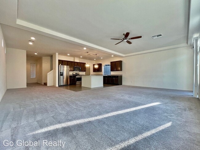Building Photo - 4 br, 2.5 bath House - 6408 Tamber Bay St