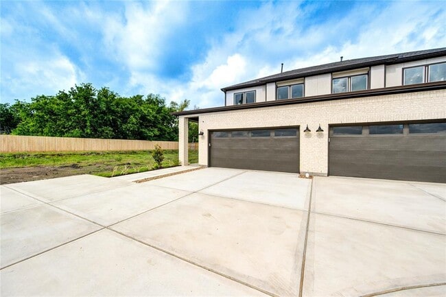 Building Photo - 4336 Avron Dr