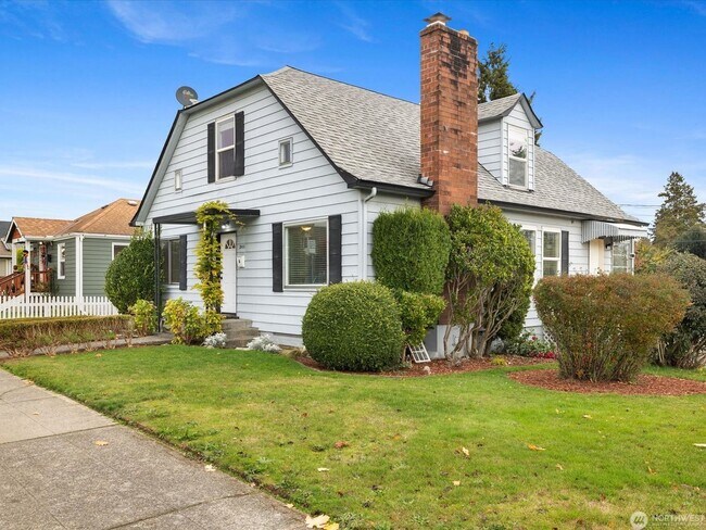 Foto del edificio - 2431 Pine St