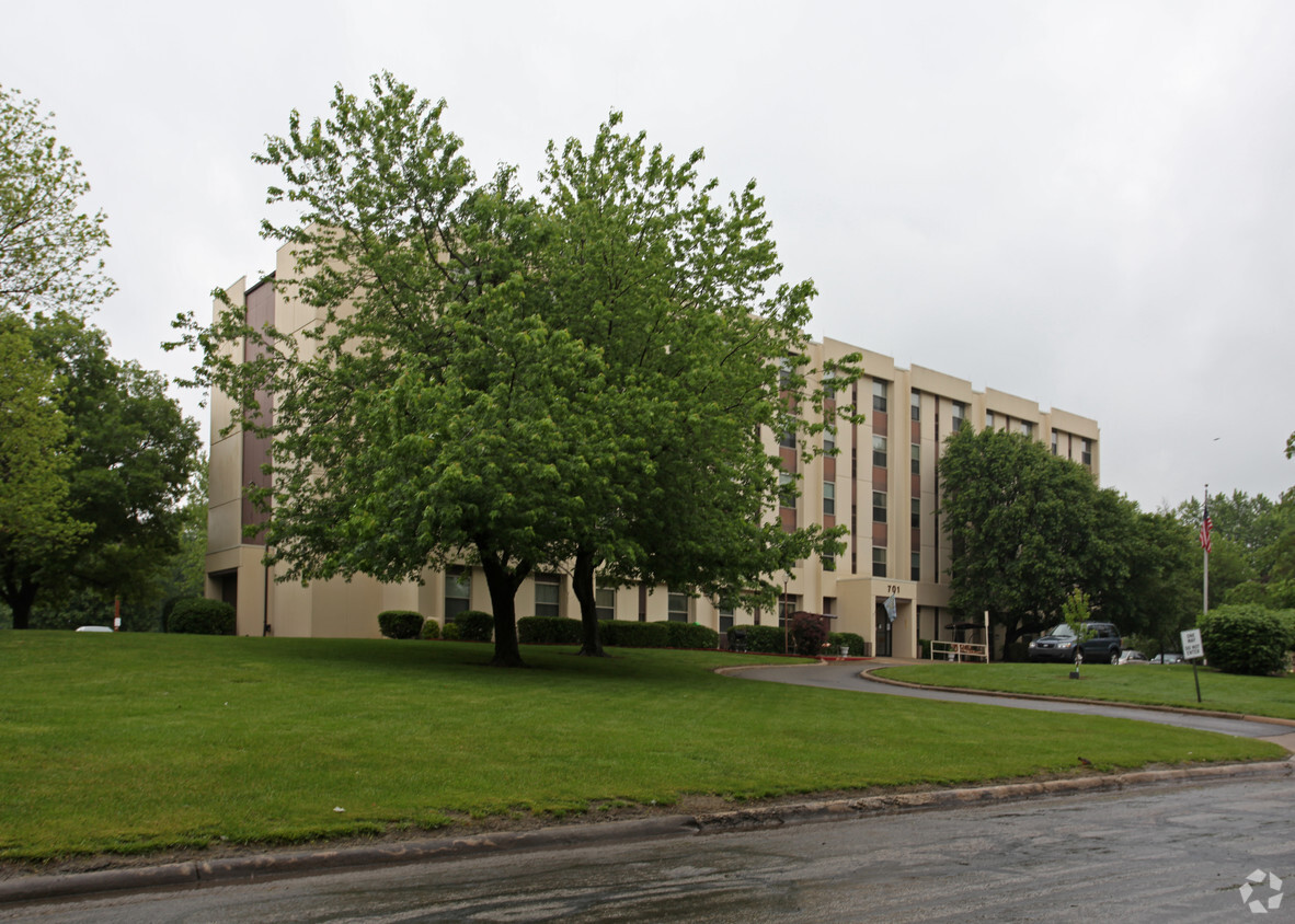 Primary Photo - Sunflower Plaza Tower