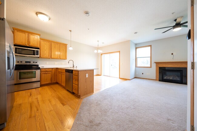Foto del edificio - 15241 Spring Brook Terrace