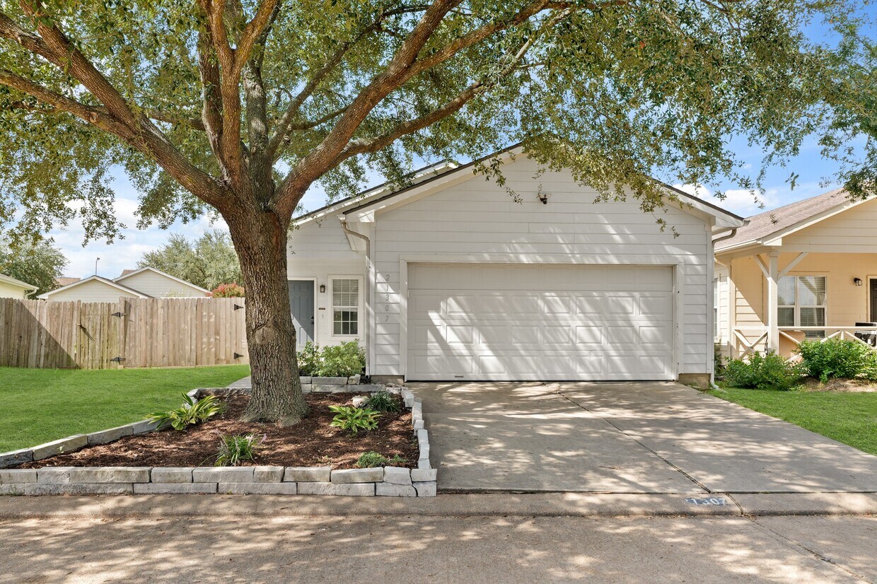 Foto principal - 21307 Snowblossom Ln