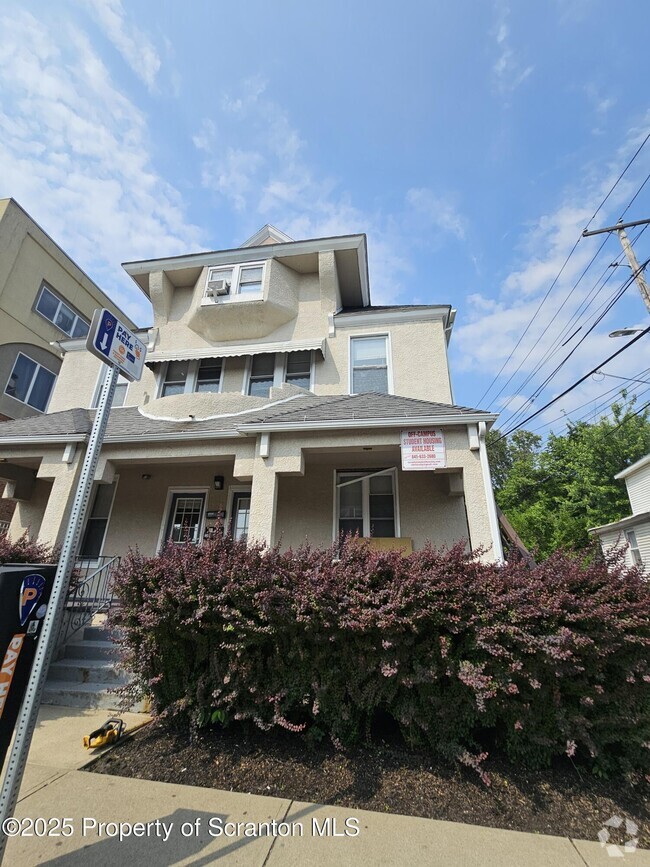 Building Photo - 1207 Mulberry St