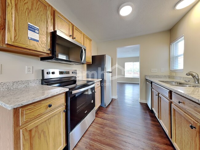 Building Photo - 1153 Reveres Run